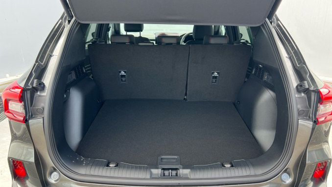 Ford Kuga 2.5 FHEV ST-Line 5dr CVT Hybrid Estate - Image 4